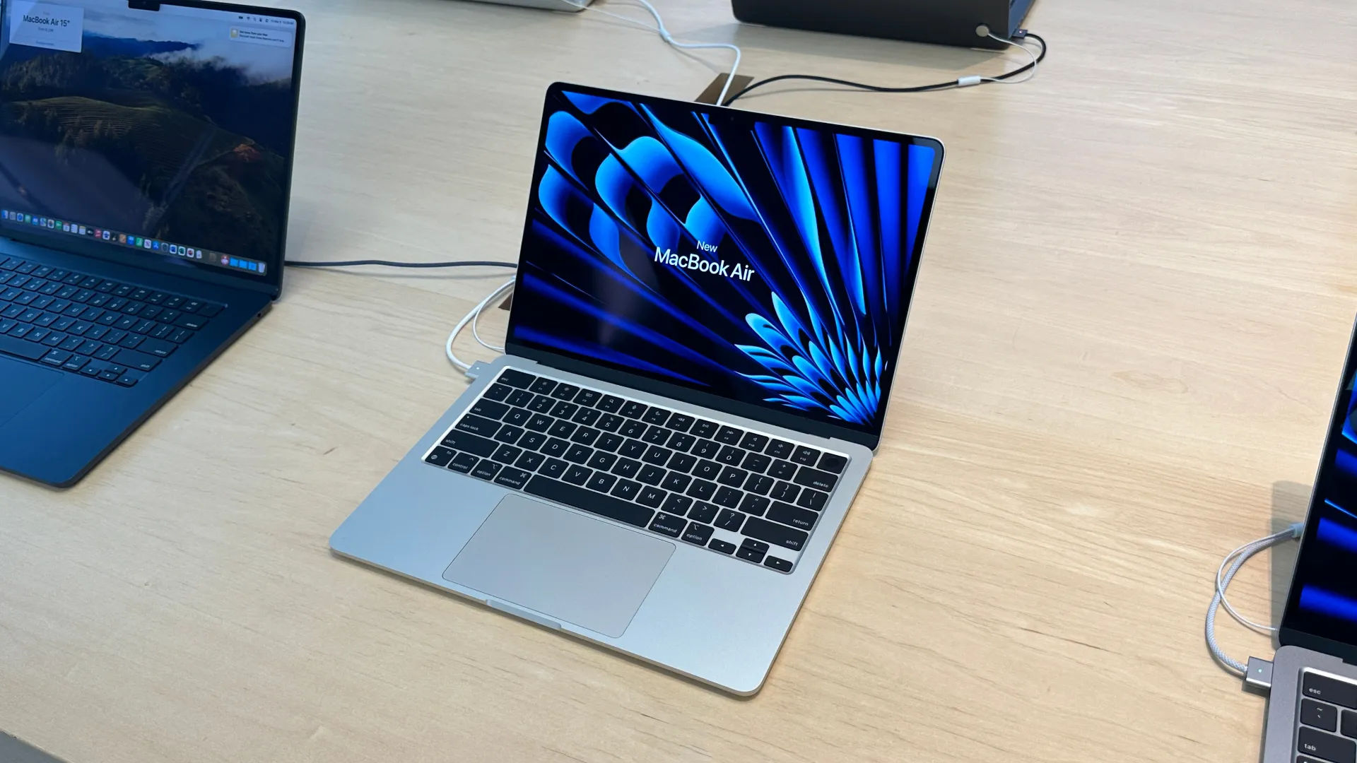 Cyber Monday MacBook Deals