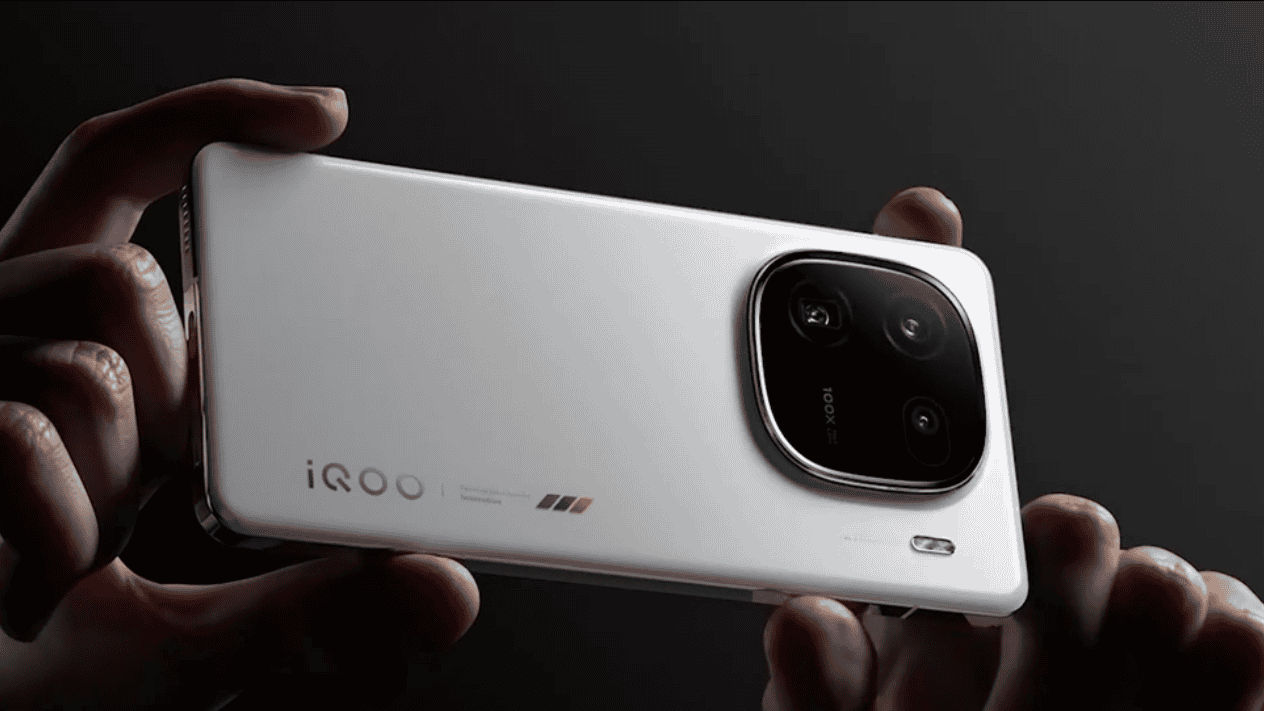 iQOO Goes Offline: India Launch and iQOO 13 Specs