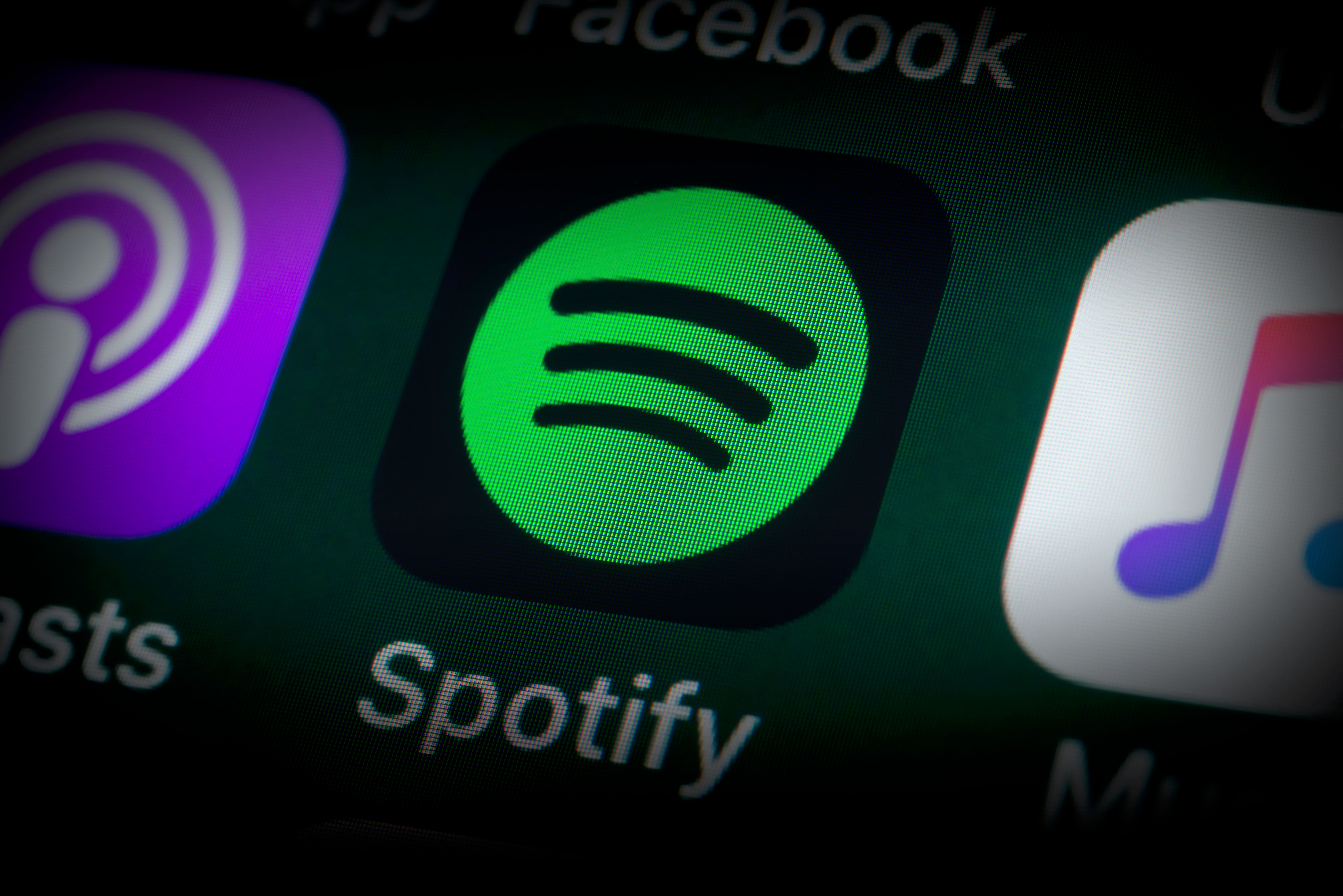 Spotify Podcasters Can Now Monetize Video Content