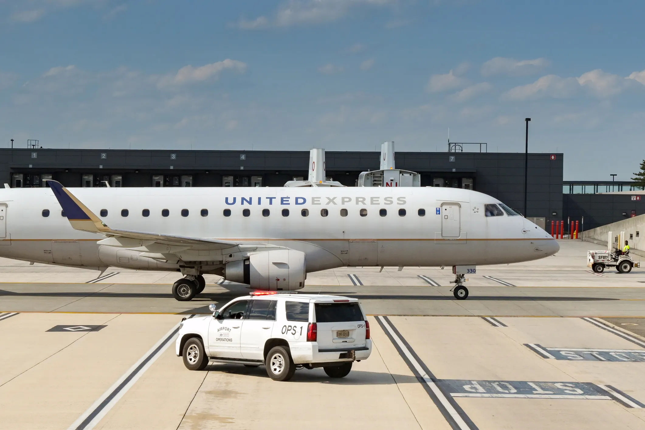 United Airlines Speeds Up Starlink In-Flight Wi-Fi